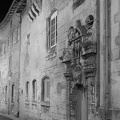Angoulême - Ancienne porte du couvent des Carmes.jpg